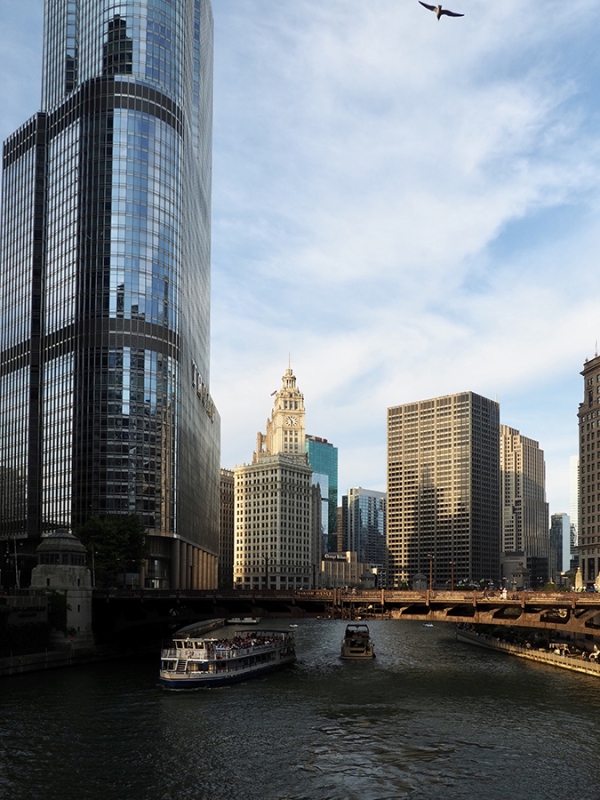 085 Chicago River