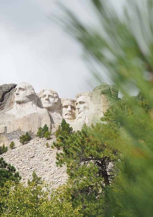 086 Mount Rushmore